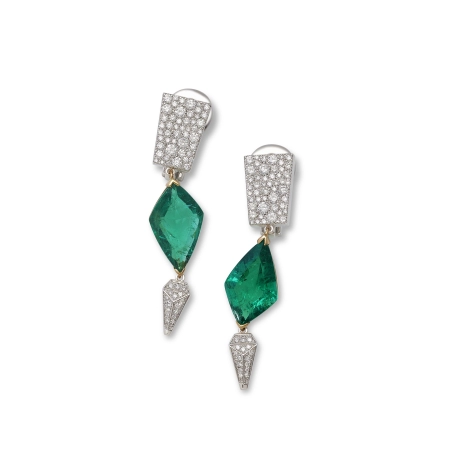  Fantasy in white gold and emerald